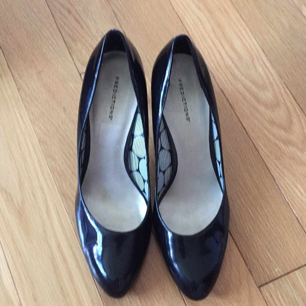 patent leather pumps